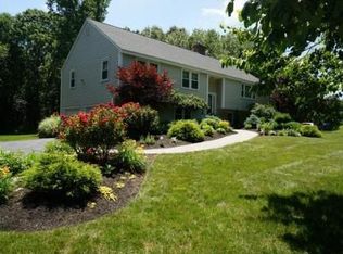 63 Pompositticutt St, Stow, MA 01775