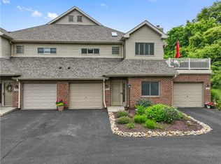 9208 Sundance Dr, Bridgeville, PA