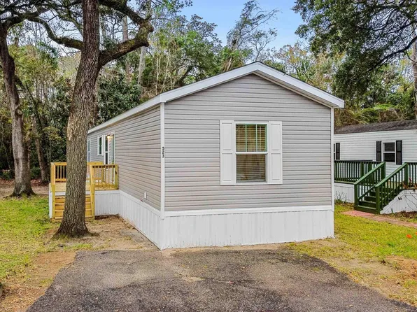 523 Key Largo Ave., Murrells Inlet, SC 29576