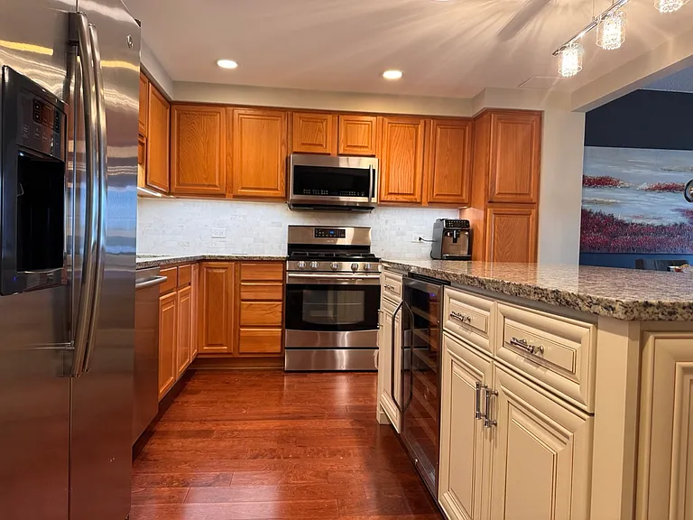 5105 Madison St #511 — Photo 3