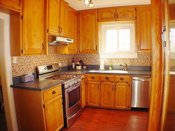 5th image of 3601 N Josephine St
