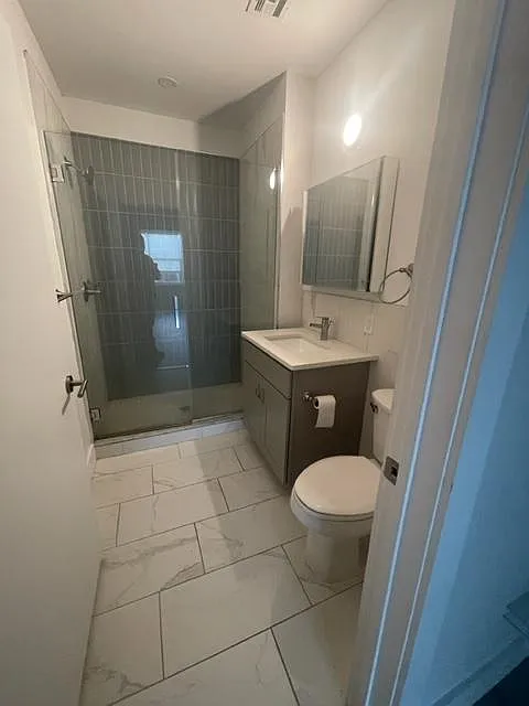 1 bed, 1.5 bath, $2,095 — Photo 3