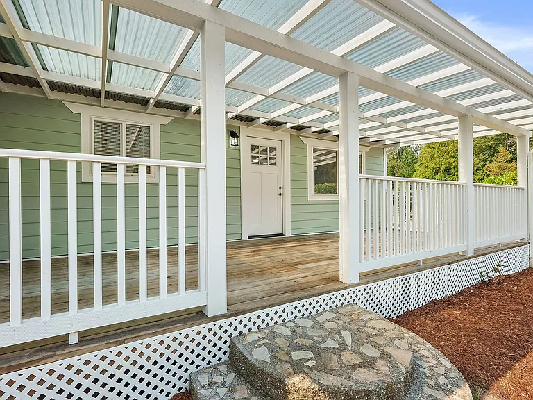 7182 N Van Decar Rd SE — Photo 2