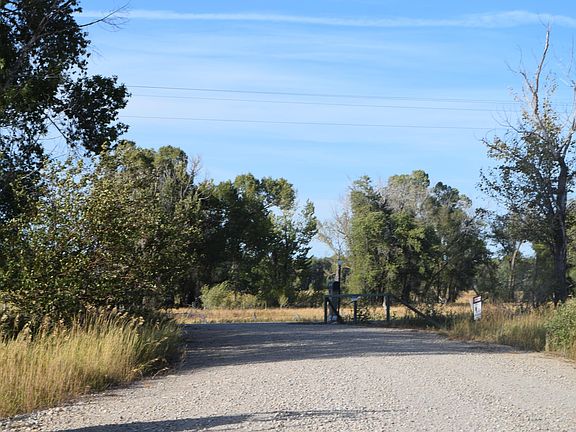 3rd image of 1830 Gunsight Cir