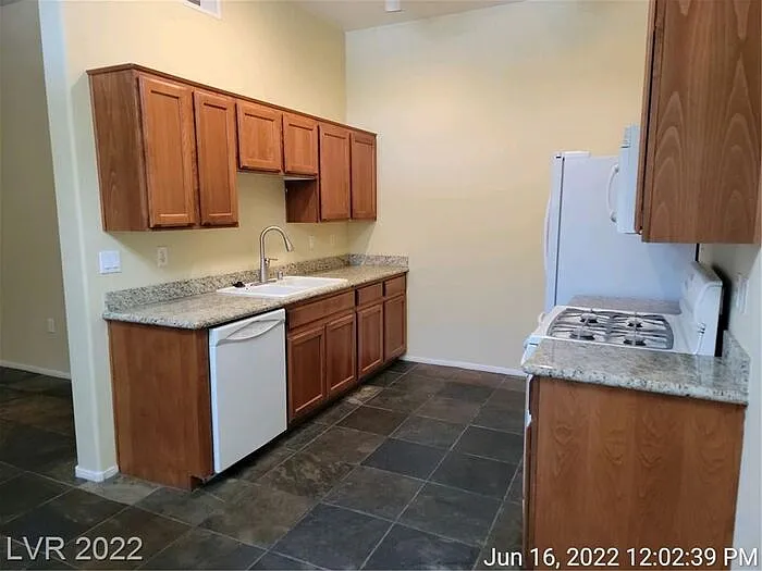 8805 Jeffreys St #1072 — Photo 6