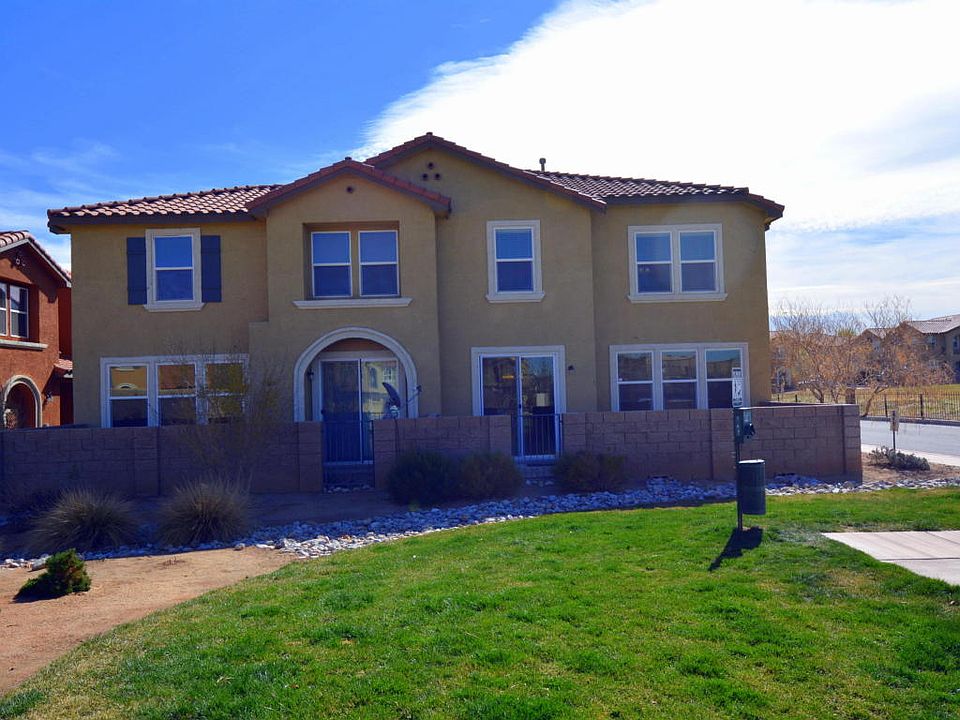 1st image of 601 Menaul Blvd NW #402