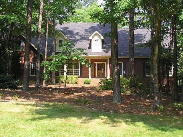 1st image of 1060 Castle Lake Ct
