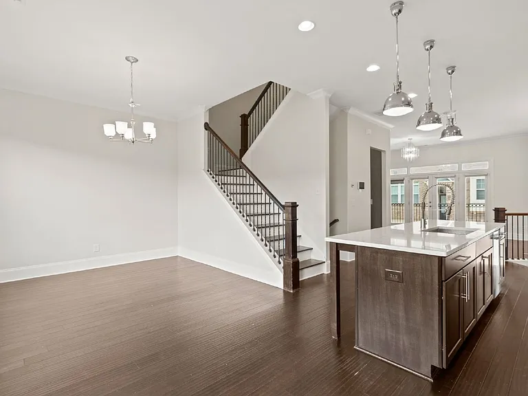 2160 Prestwick Ct NE — Photo 13