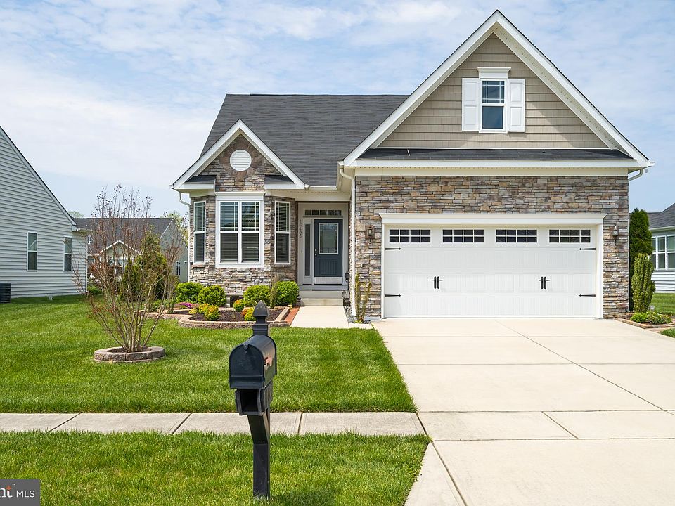 1st image of 16496 Greenspring Ave