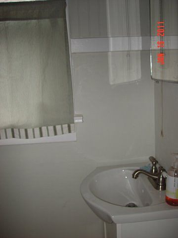 2nd image of 616 17th Ave S