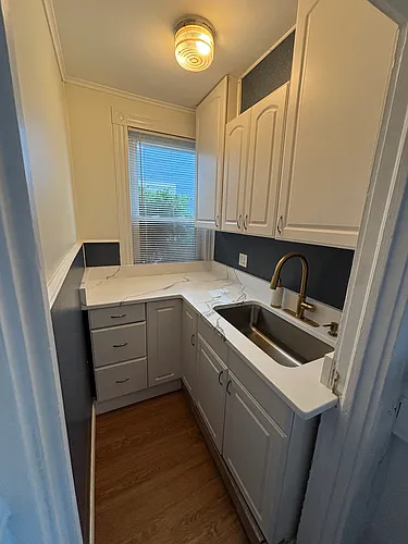 26 Atlantic St #1 Photo 1