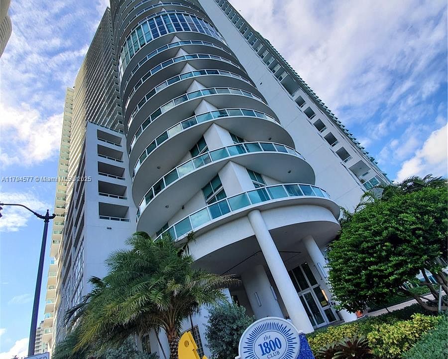 1st image of 1800 N Bayshore Dr APT 2108