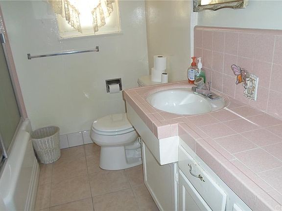 4th image of 4844 Zella Pl
