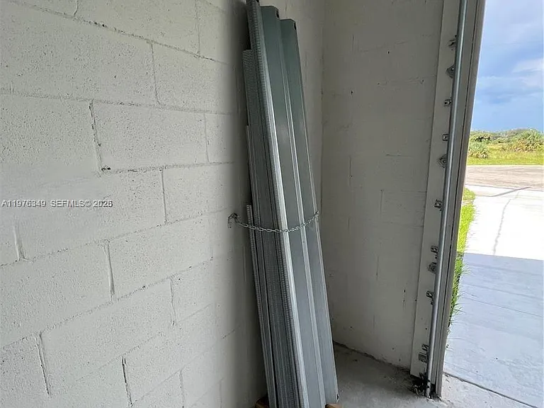 1088 Saturn Ct — Photo 20