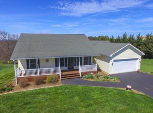 82 Falcon Dr, Woodlawn, VA 24381