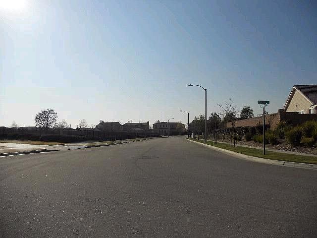 2nd image of 13079 Falling Oak Dr