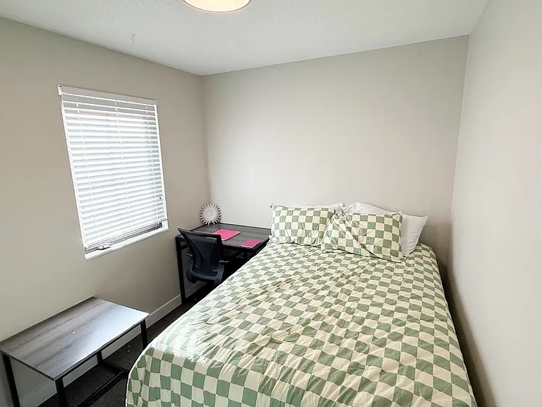 104 N Lincoln Ave — Photo 7
