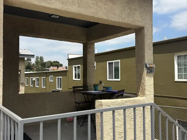 2261 Ewing St #1, Los Angeles, CA 90039