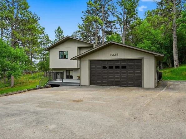 8225 S Blucksberg Mountain Rd, Sturgis, SD 57785