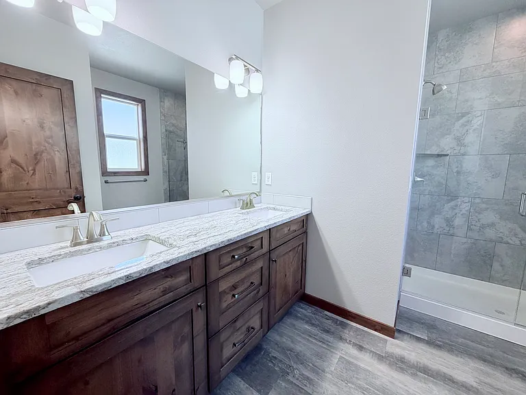 2141 N Wolfe Penn St — Photo 13