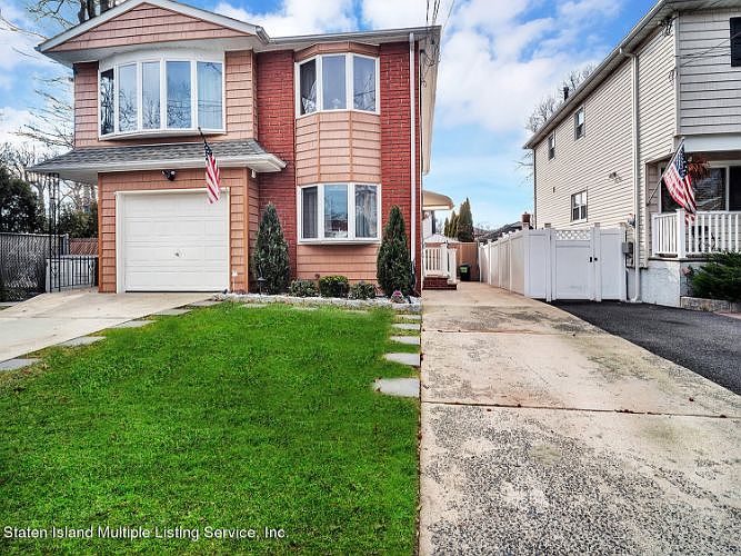 1st image of 12 Cloverdale Ave