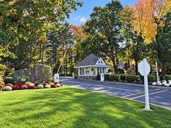 2nd image of 83 Roundtop Road