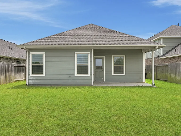 7422 French Quarter Ct — Photo 24