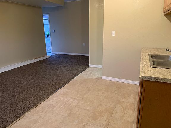 4th image of 1483 W Orange Grove Ave