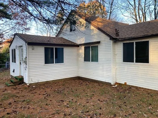 3 bed, 1477 sqft, $8,000 — Photo 3