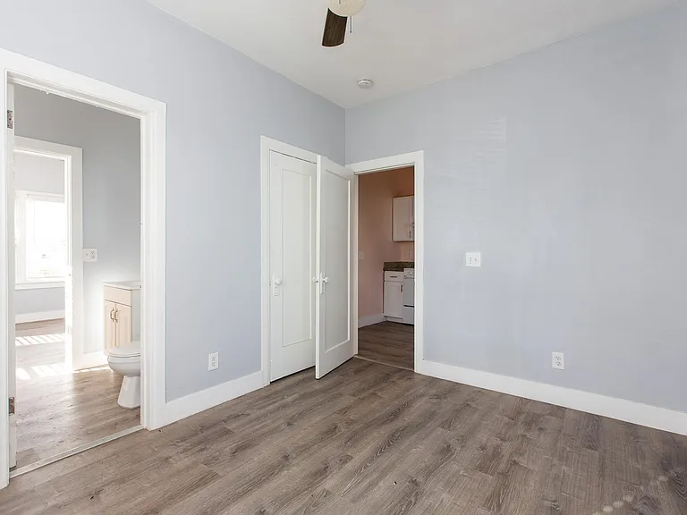 1222 N Kenmore Ave #8 — Photo 18