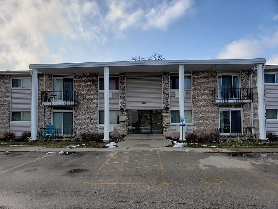 1st image of 9120 Macarthur Dr APT 2H