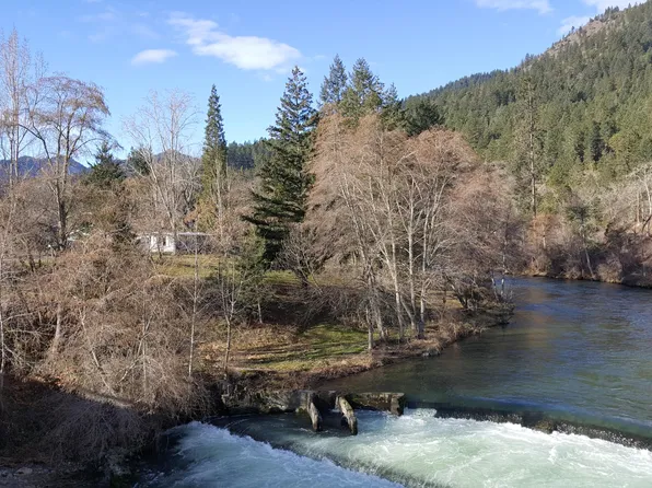 9494 Upper Applegate Rd, Jacksonville, OR 97530