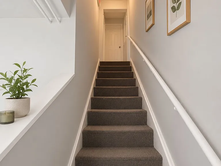 220 Gordon St #23 — Photo 3
