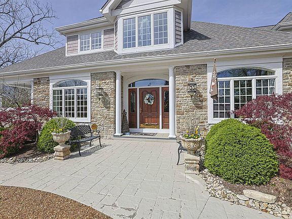 2nd image of 7710 Indian Hill Rd