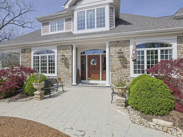 7710 Indian Hill Rd, Cincinnati, OH 45243