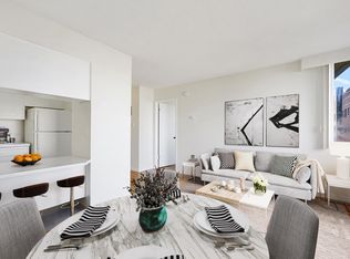 1122 Gilford St, Vancouver, BC