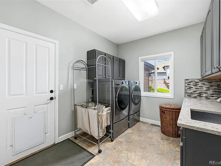 10796 Quail Creek Dr E — Photo 19