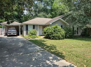 529 Montmartre St, Mandeville, LA 70448