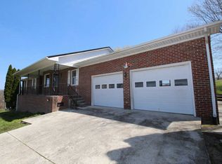 7080 Belspring Rd, Radford, VA 24141