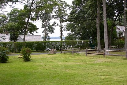 3rd image of 23 Tuthill Dr