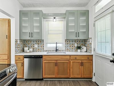 1711 Madison St, Omaha, NE, 68107