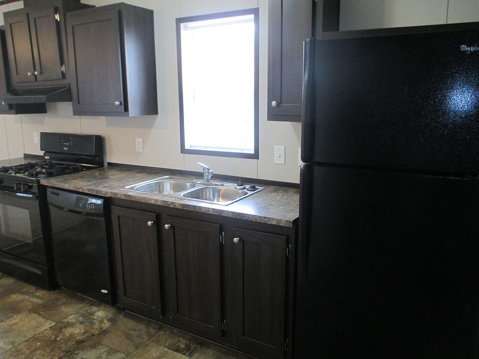 1st image of 50499 McKinley Dr