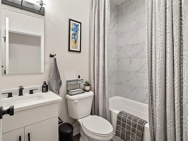 705 S 16th St #3 — Photo 15