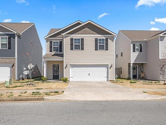 2nd image of 1425 Willow Springs Dr