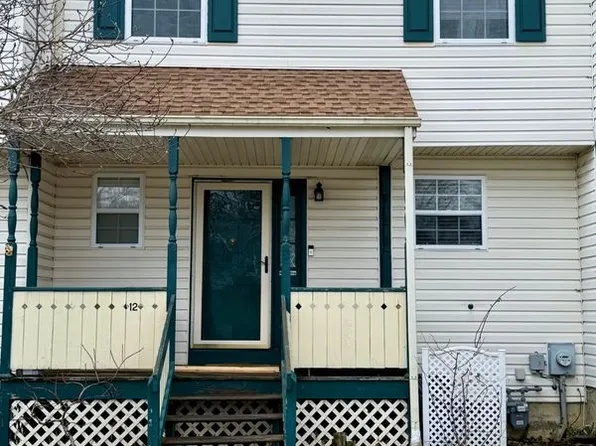 12 Wanda Ct, Mount Holly, NJ 08060