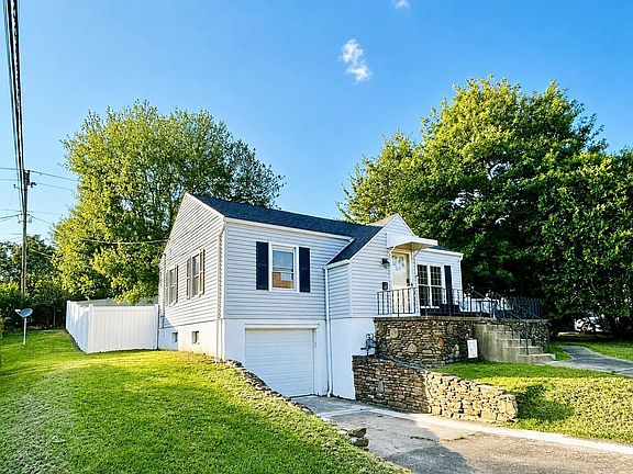 2nd image of 104 Cardinal Pl