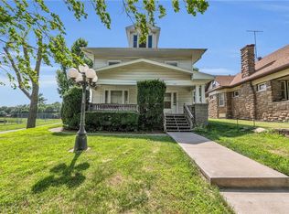 2502 N 5th St, Saint Joseph, MO 64505
