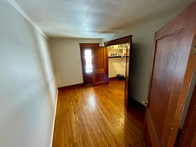 1501 S Spring St — Photo 19