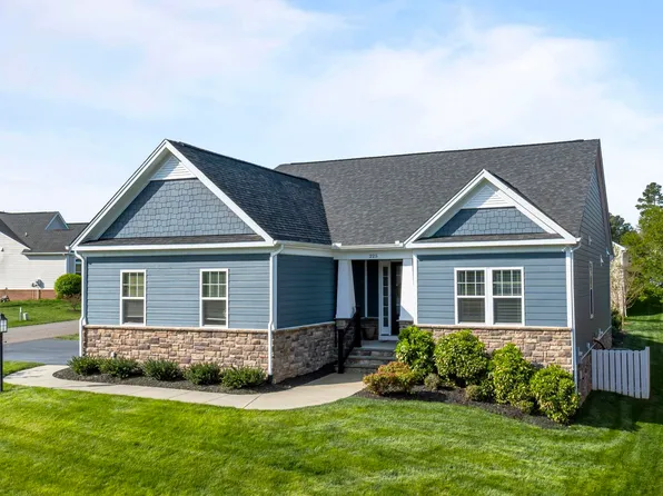 225 Turkey Trot Ln, Zion Crossroads, VA 22942