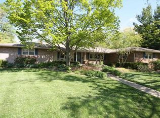 4340 Washington St, Columbus, IN 47203